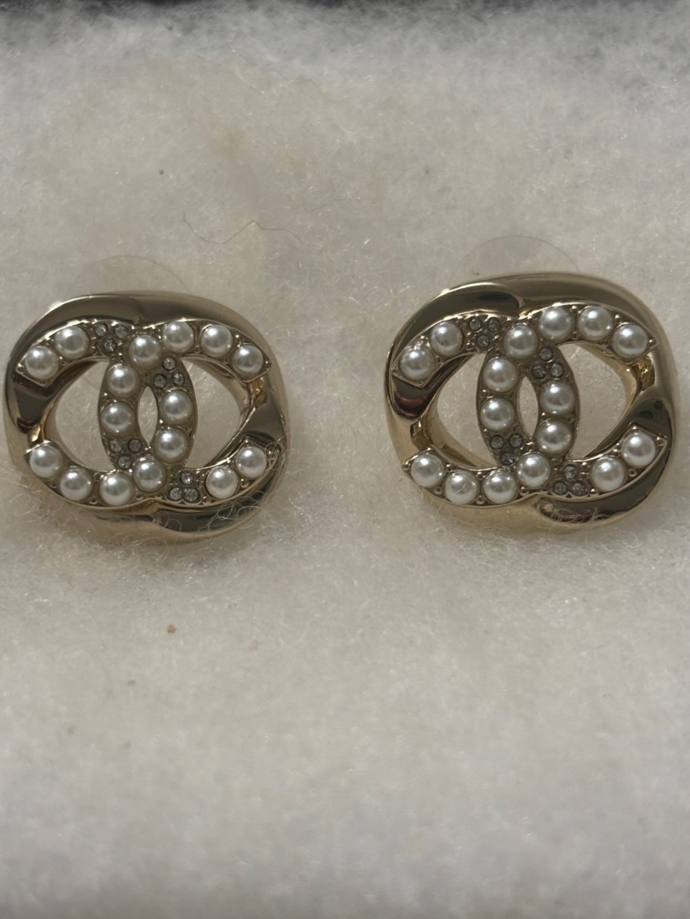 CC Gold Pearl & Diamond Interlocking Earrings